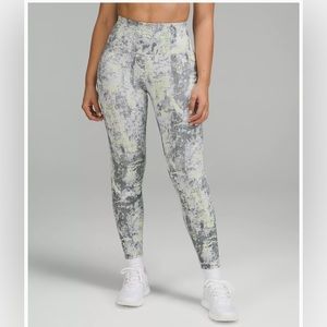 EUC Lululemon Wunder Train HR 25 in Cinder Grain Smoked Spruce Multi. W pockets